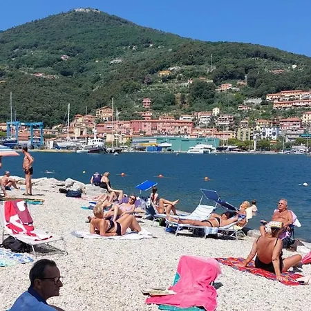 Finestra Sul Golfo Di Apartment *